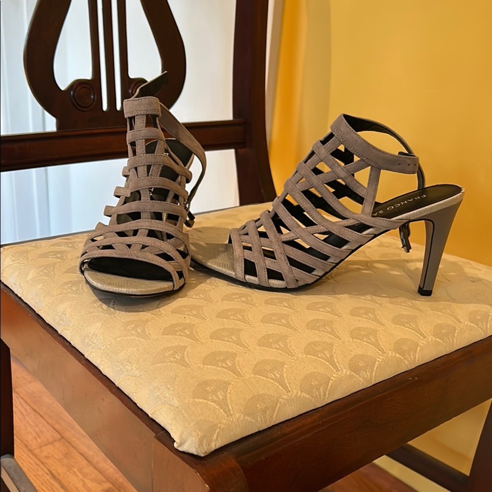 Women's Gray Strappy Heeled Sandals
